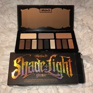 Kat Von D: Shade + Light Glimmer